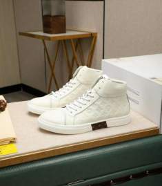 Picture of Louis Vuitton Shoes _SKULVsz38-44mnf020213497